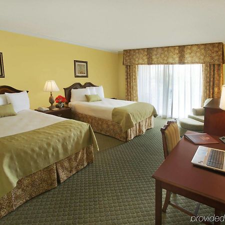 Fredericksburg Hospitality House Hotel Esterno foto
