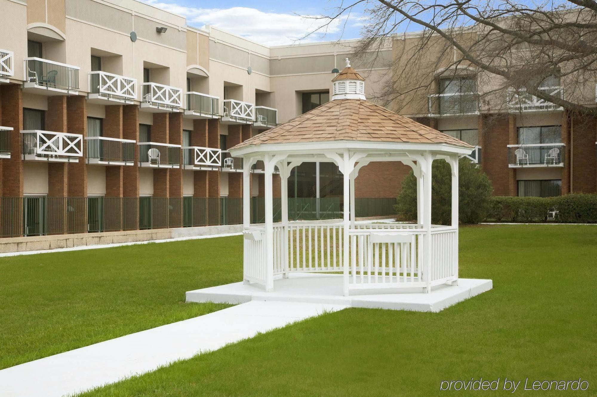 Fredericksburg Hospitality House Hotel Esterno foto